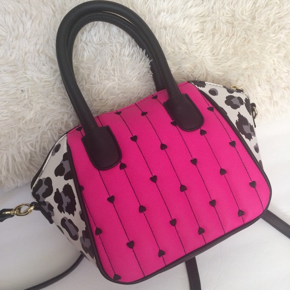 Luv Betsey Johnson hot pink small satchel bag - Picture 4 of 8